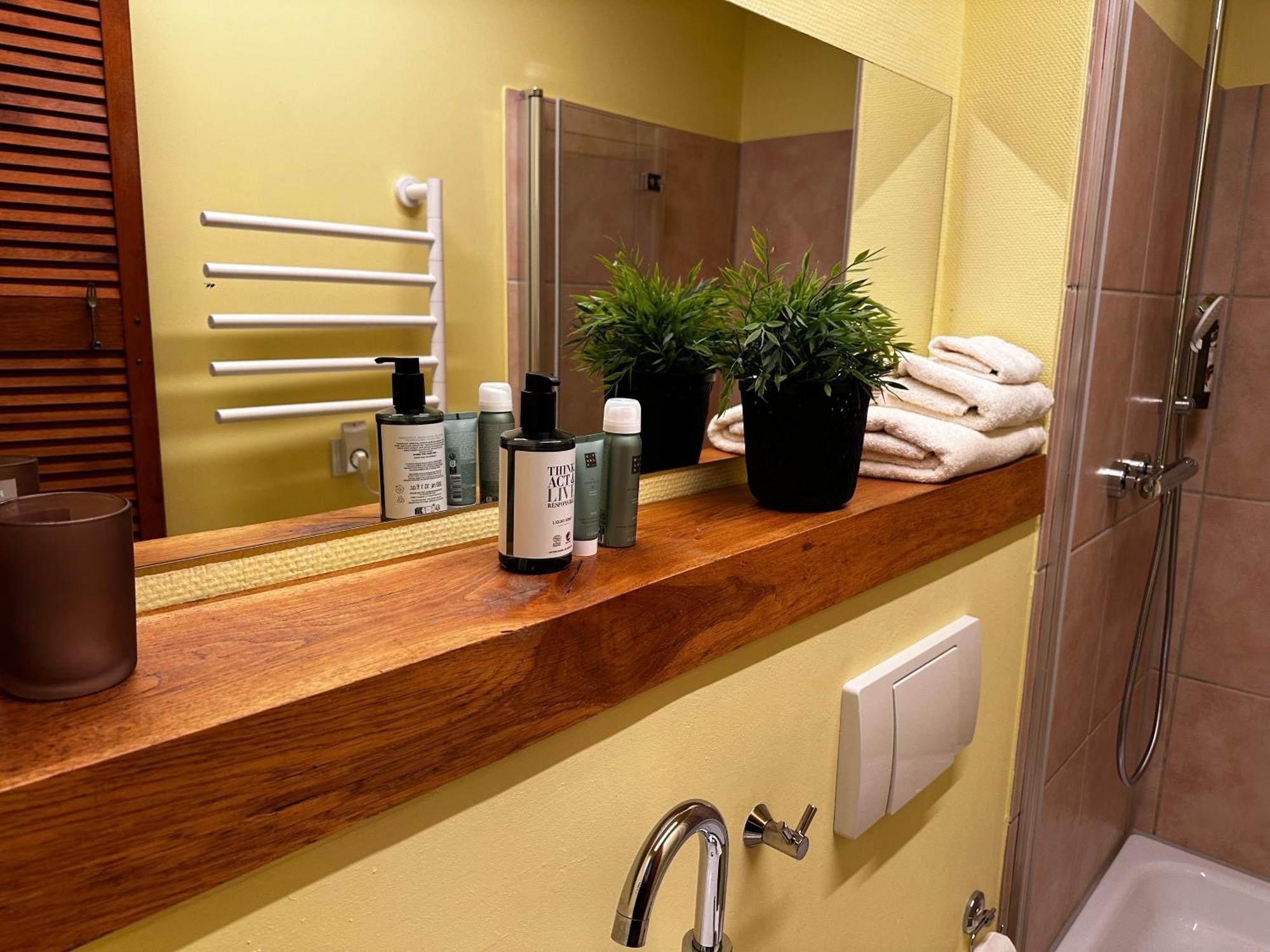 Apartelliment - Smart Uebernachten In Apartamento *